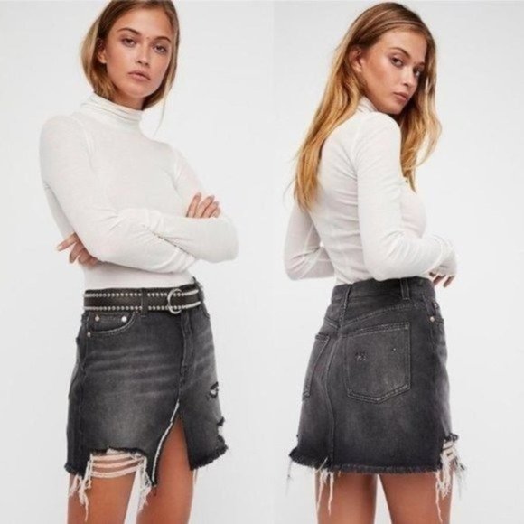 Free People Dresses & Skirts - Free People We The Free Distressed Mini Skirt Size 2